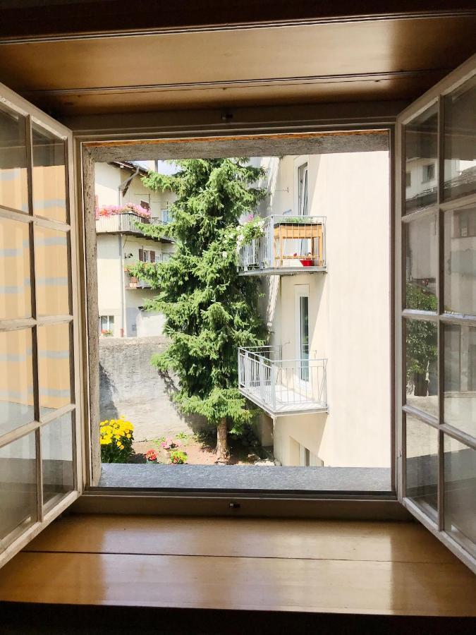 Centrally Located Apartment In Poschiavo Kültér fotó