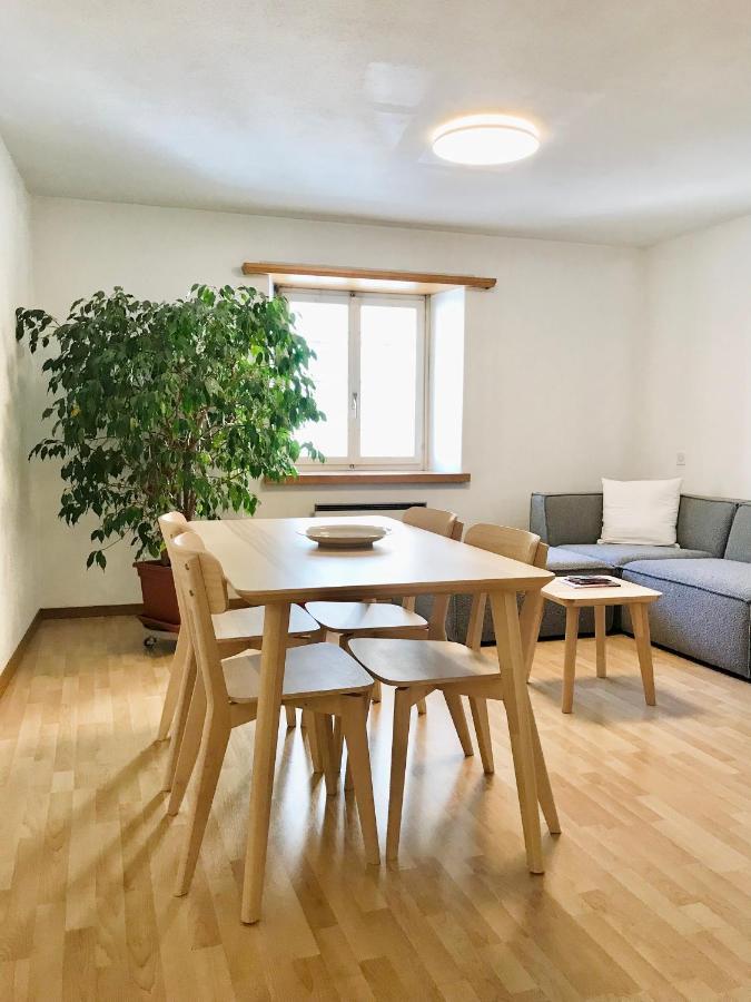 Centrally Located Apartment In Poschiavo Kültér fotó